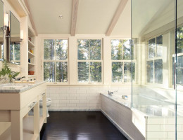 marvin-signature-ultimate-wood-single-hung-myr-bathroom